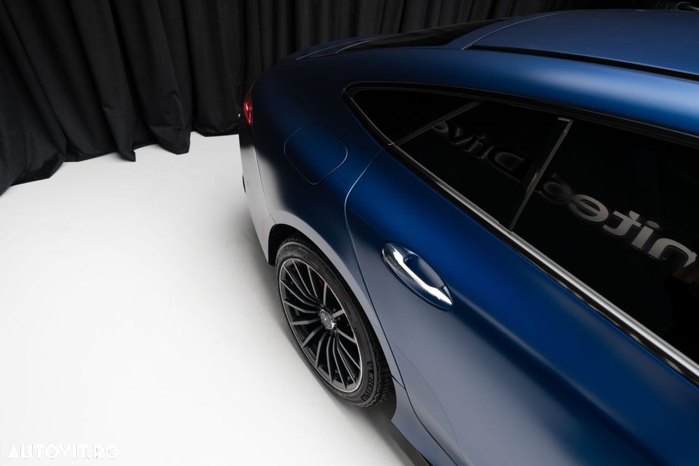Mercedes-Benz AMG GT 4-door Coupe - 9
