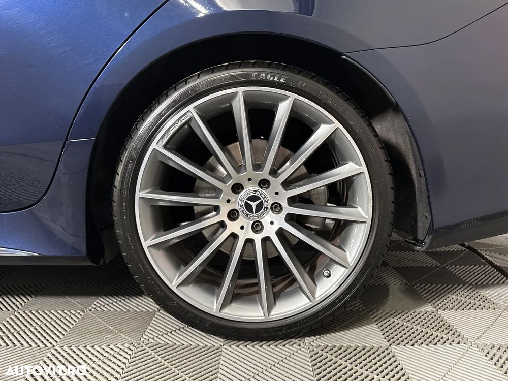 Mercedes-Benz CLS 400 d 4MATIC Aut - 14