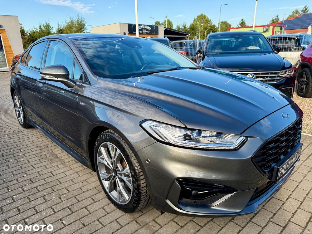 Ford Mondeo - 36