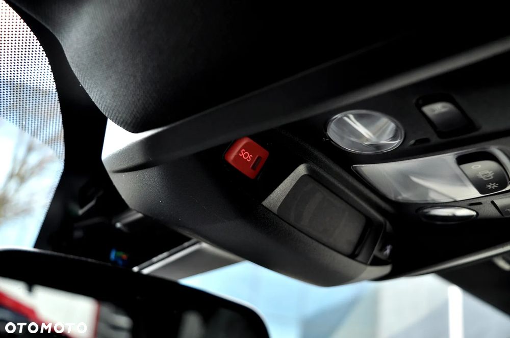 Peugeot 5008 1.5 BlueHDi GT S&S EAT8 - 33