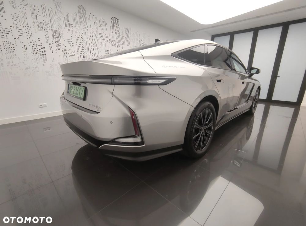 Lexus ES 500e Prestige AWD - 4