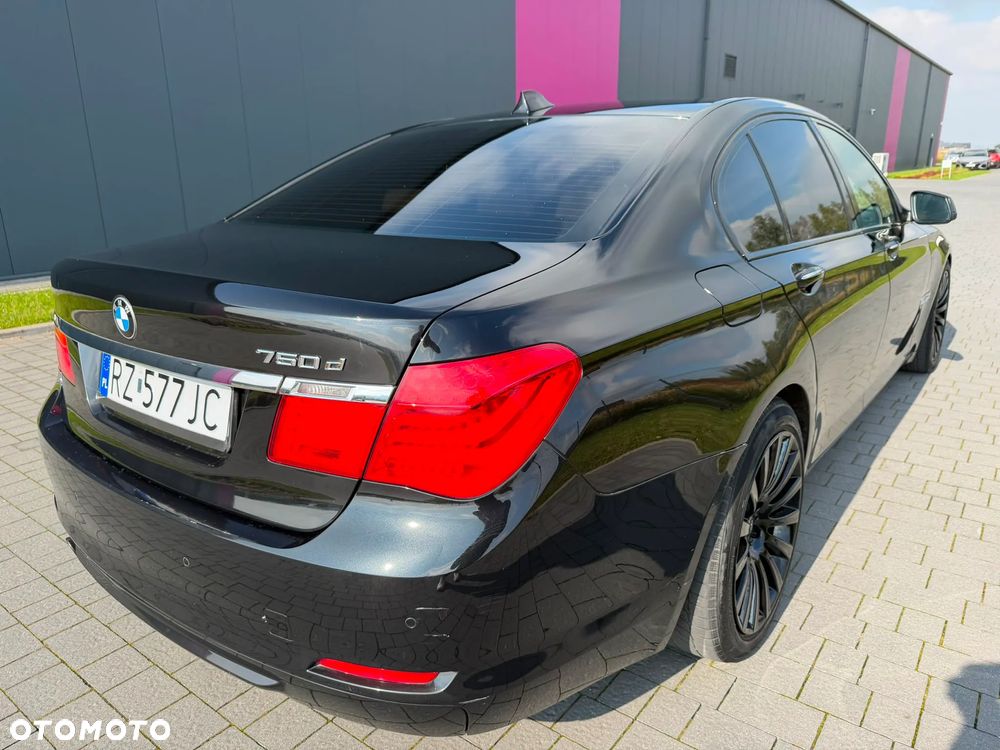 BMW Seria 7 - 16
