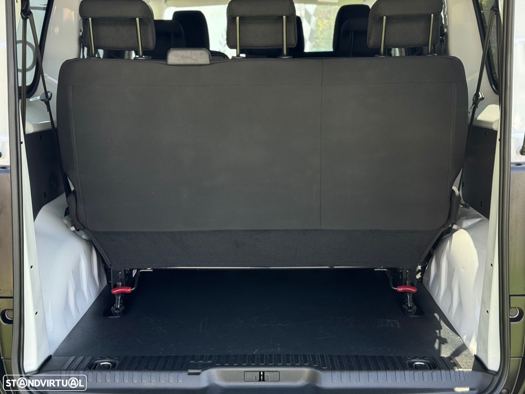 Opel Vivaro 1.5 CDTi L3H1 Essentia Inc - 30