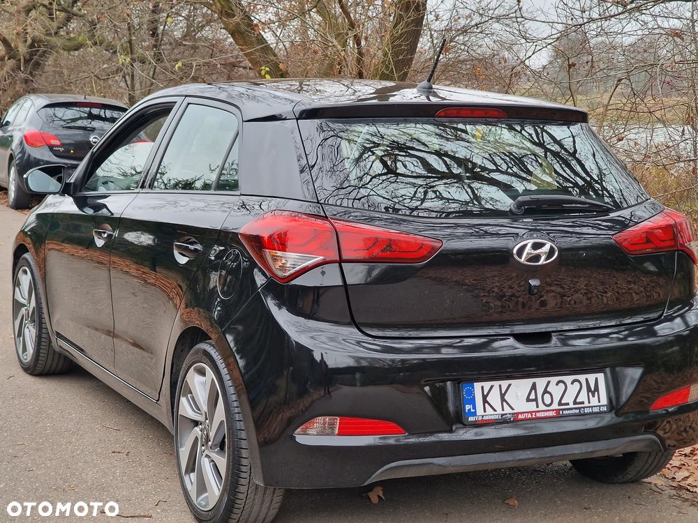 Hyundai i20 1.2 Classic + - 6