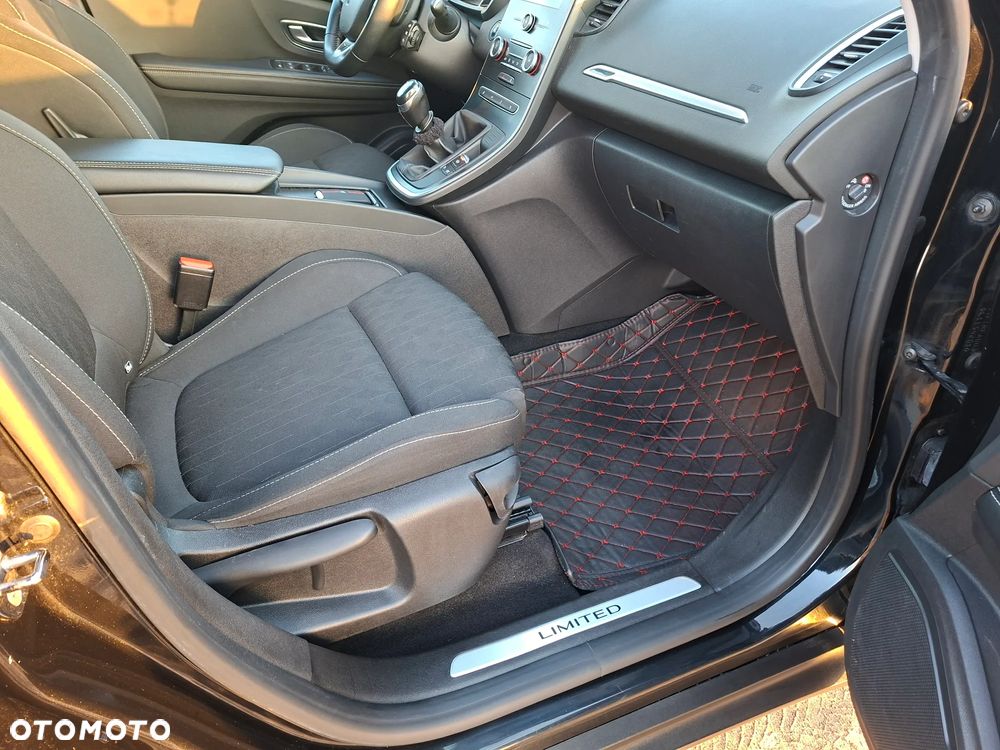 Renault Grand Scenic ENERGY TCe 140 LIMITED - 16