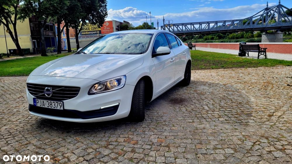 Volvo S60 - 3