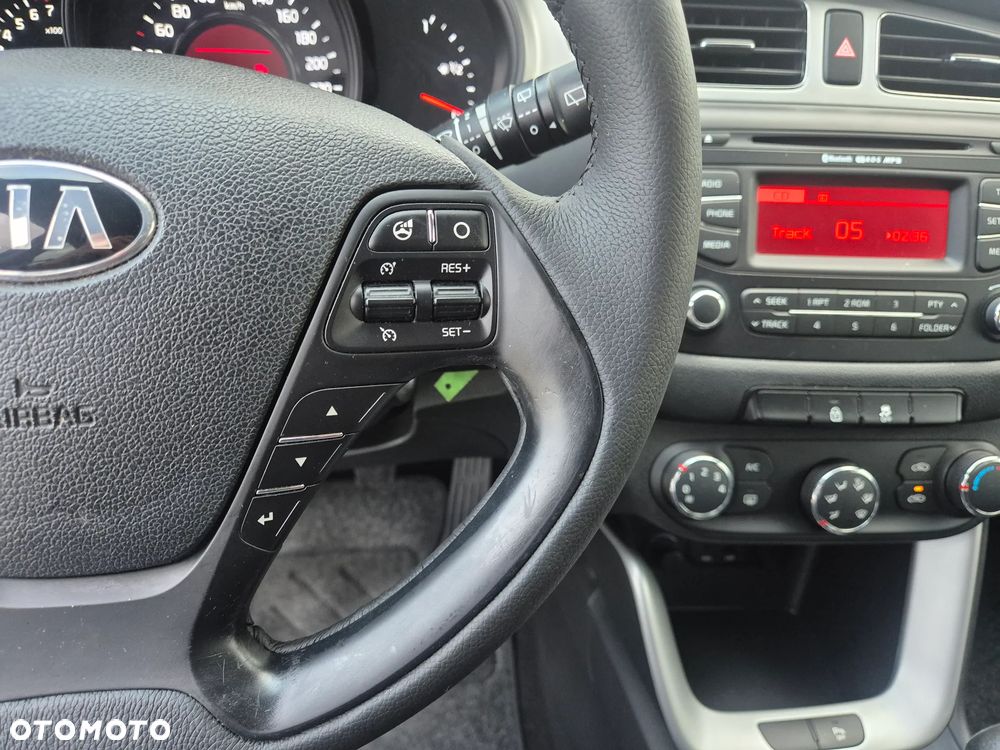 Kia Ceed - 19