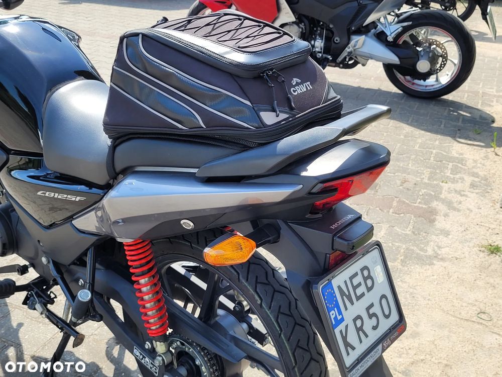 Honda CB - 8