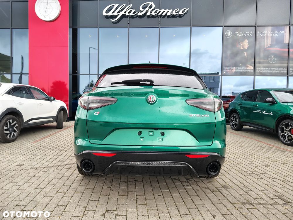 Alfa Romeo Stelvio 2.0 Turbo Veloce Q4 - 7