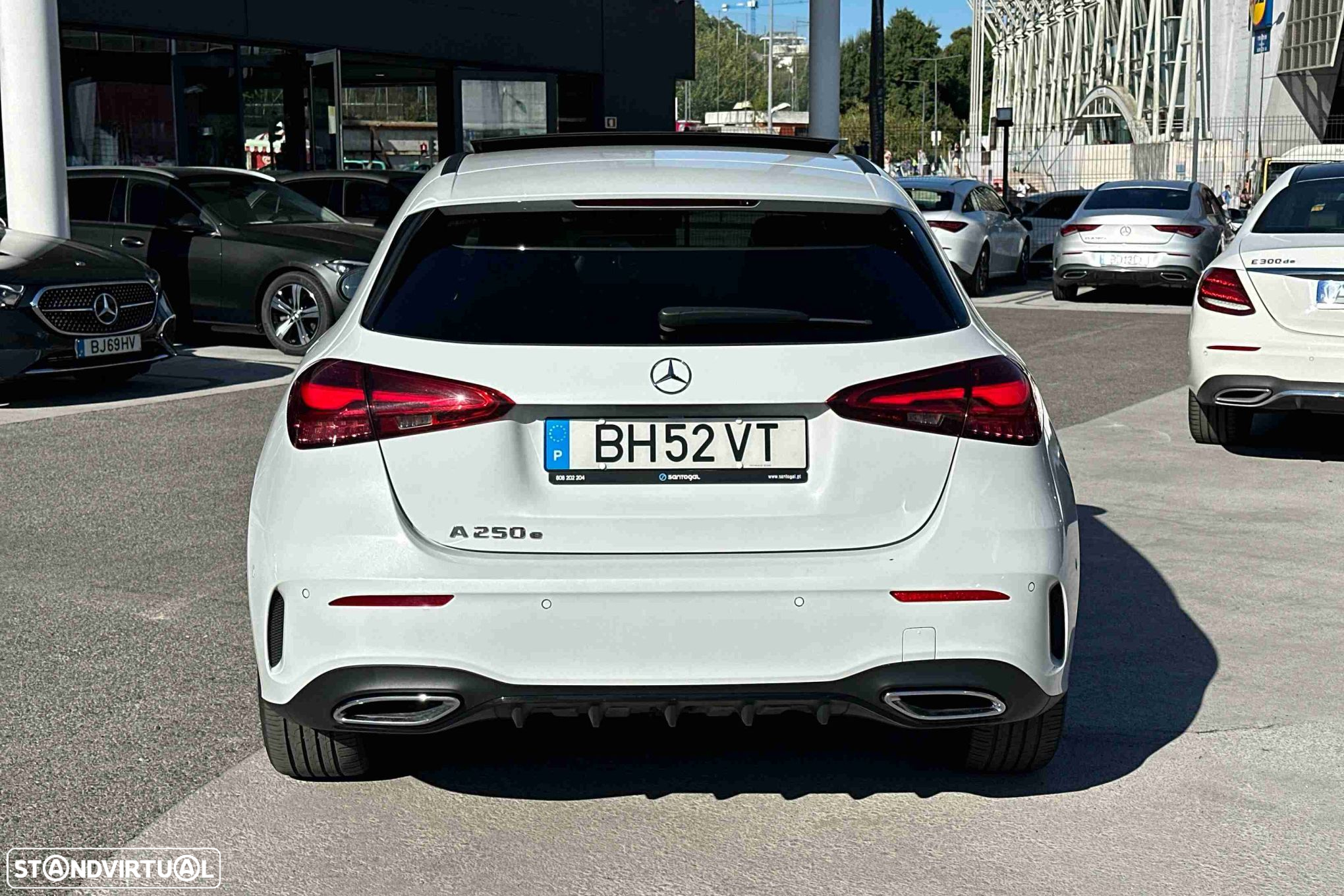 Mercedes-Benz A 250 e - 4