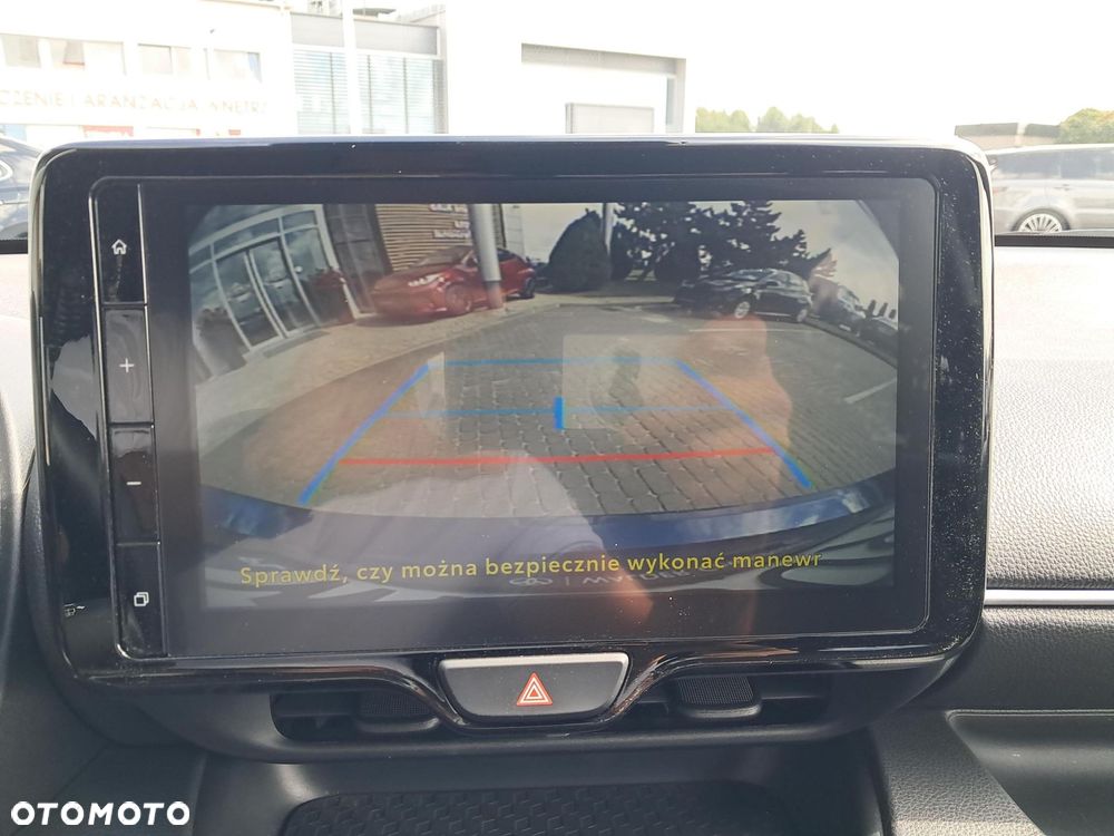 Toyota Yaris Hybrid 1.5 Style - 23