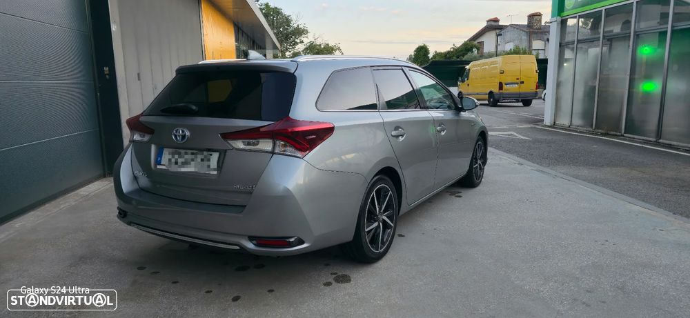 Toyota Auris Touring Sports 1.8 HSD Square Collection - 4