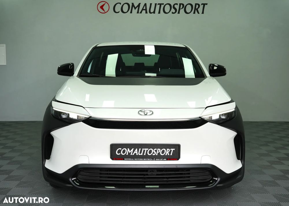 Toyota BZ4X 160 KW AWD (4x4) Dynamic - 2
