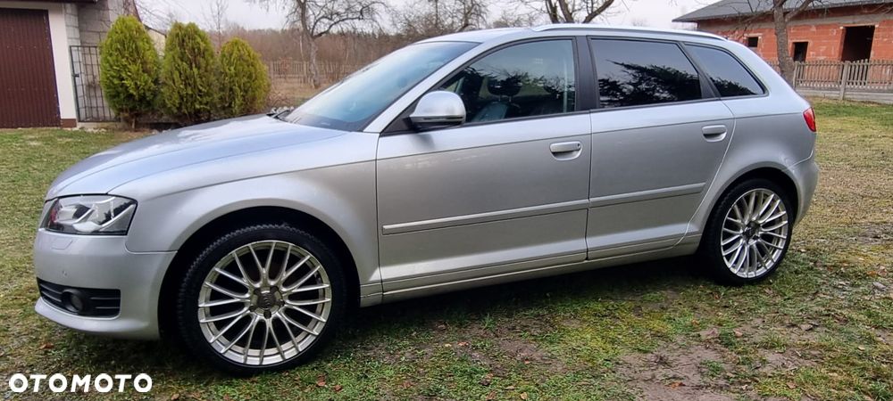 Audi A3 Sportback 1.8 TFSI Quattro Ambiente - 5