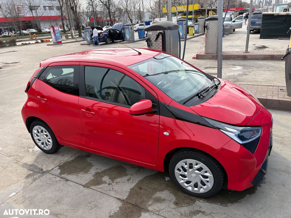 Toyota Aygo 1.0 VVY-I 5 usi X-connect - 4