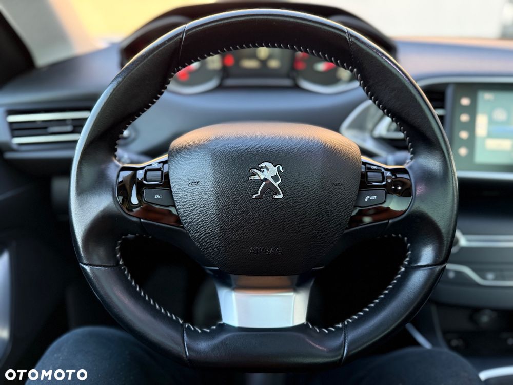 Peugeot 308 BlueHDi 150 Stop & Start Allure - 31