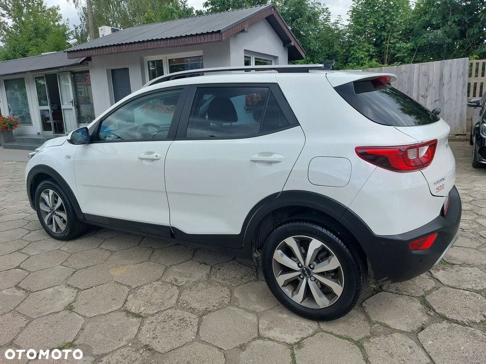 Kia Stonic - 5