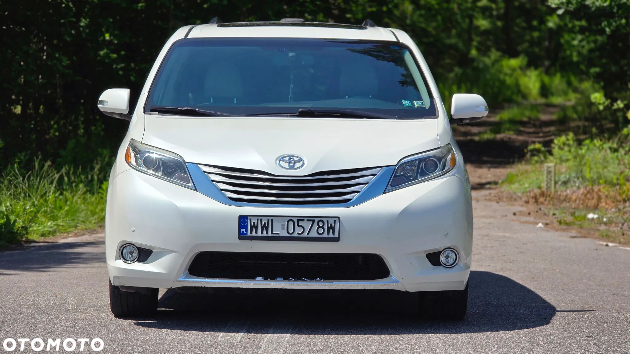 Toyota Sienna 3.5 V6 XLE AWD - 1
