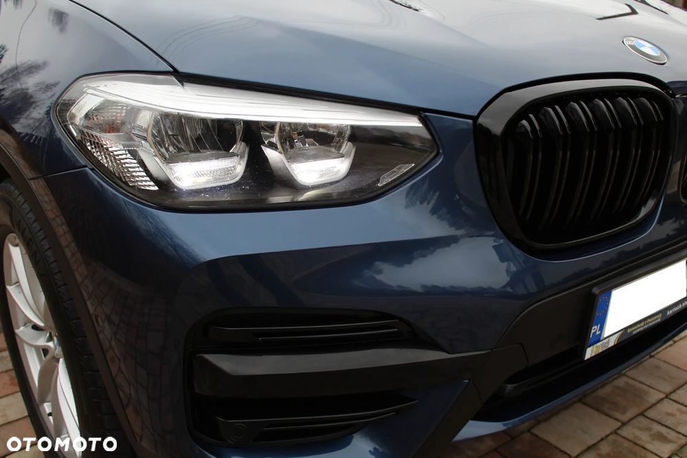 BMW X3 xDrive20i - 10