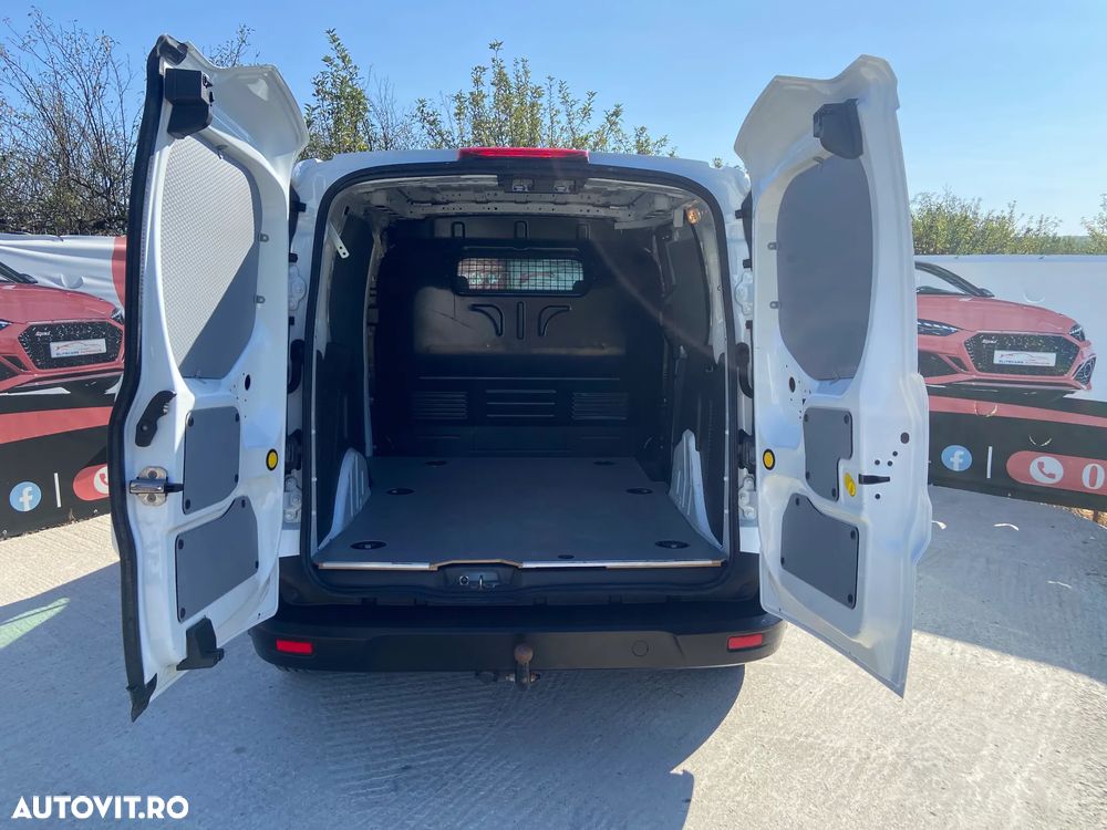 Ford Transit Connect - 18