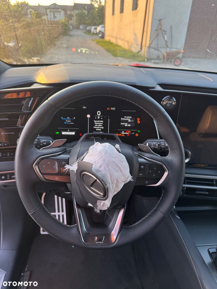 Lexus RX 500h F Sport Edition - 10