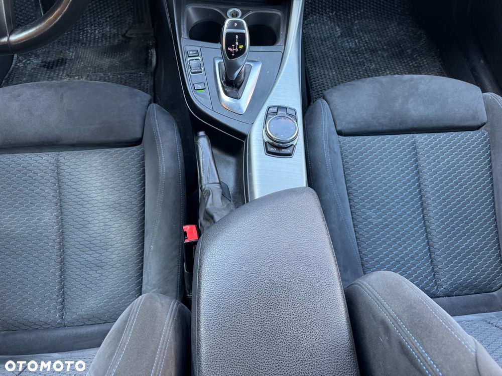 BMW Seria 2 M235i xDrive Sport-Aut - 28