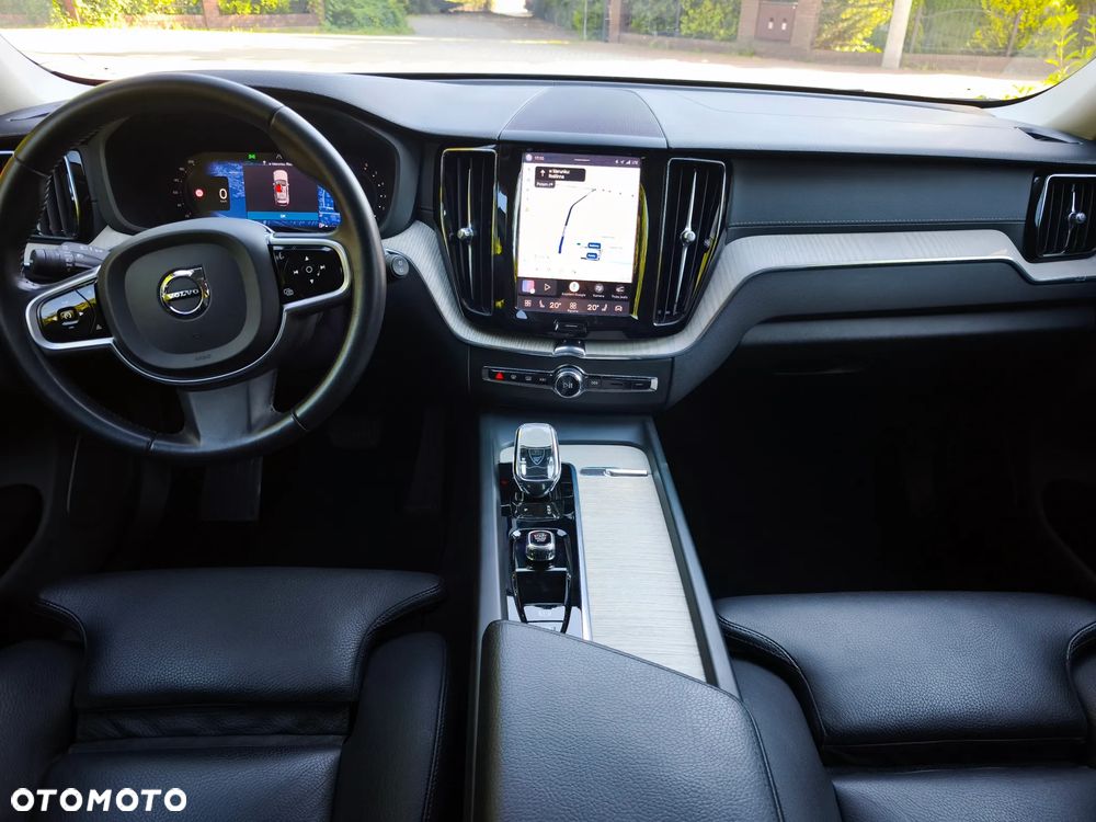 Volvo XC 60 B4 D Inscription - 16