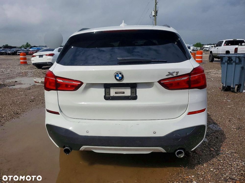 BMW X1 xDrive25i M Sport - 6