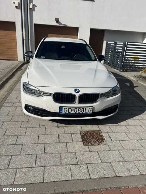 BMW Seria 3 318i Sport Line - 12