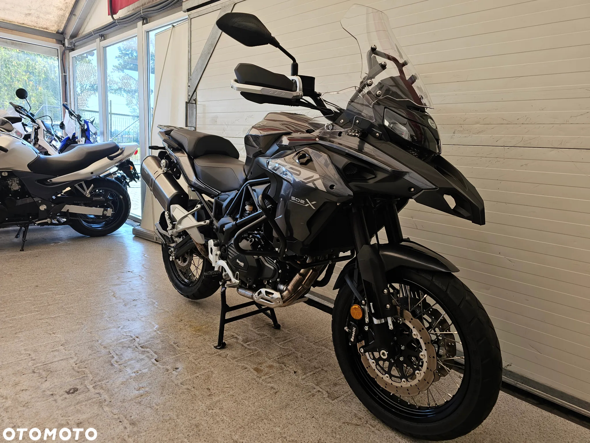 Benelli TRK 502 - 3