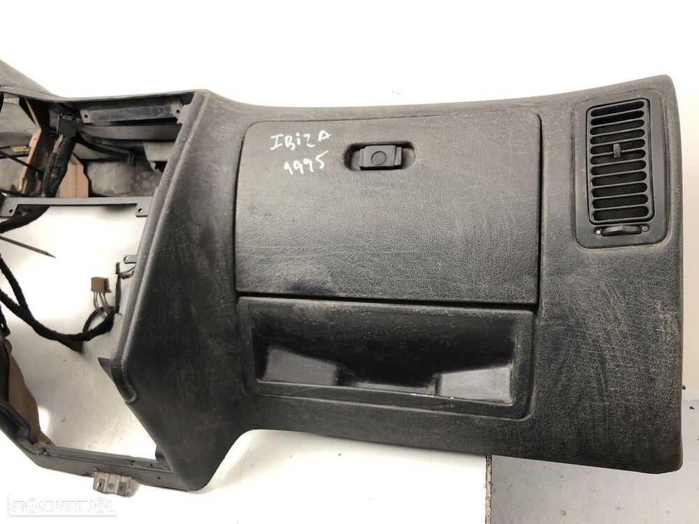 Tablier Preto SEAT IBIZA II (6K1) - 3