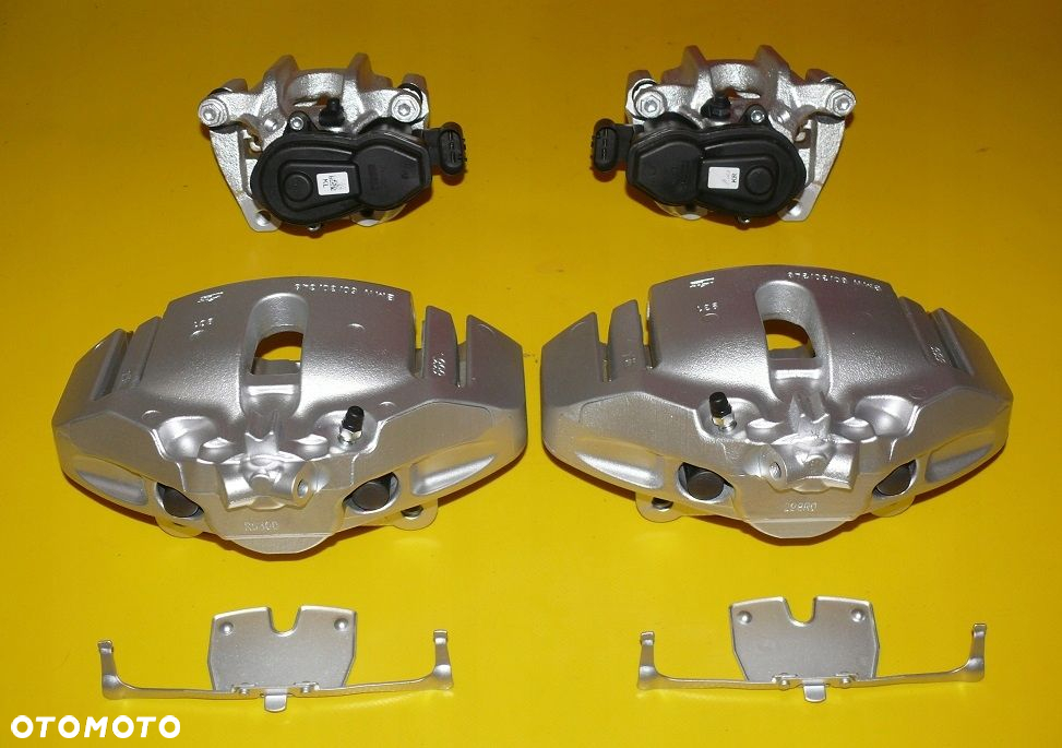 ZACISKI LEWY PRAWY PRZÓD TYŁ BMW SERIA 5 F10 F11 348/30 330/20mm 10-17r - 10