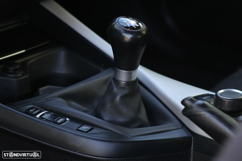 BMW 218 d Coupe Line Sport - 22