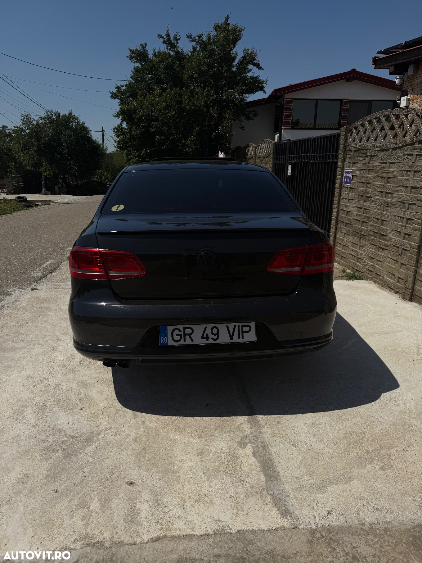 Volkswagen Passat Variant 2.0 TDI BlueMotion Technology DSG Comfortline - 8