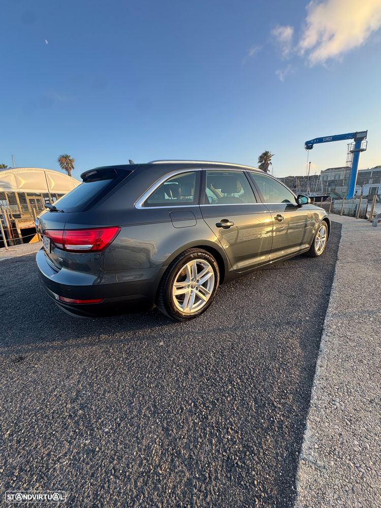 Audi A4 - 4