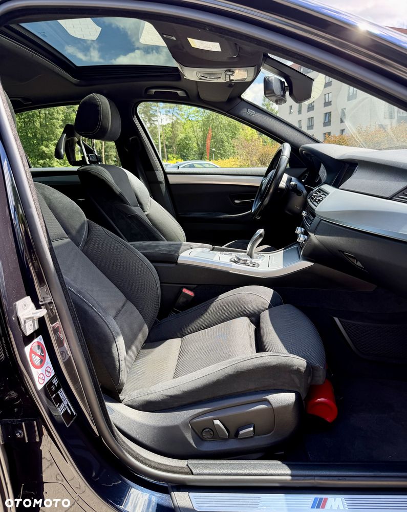 BMW Seria 5 525d xDrive - 7