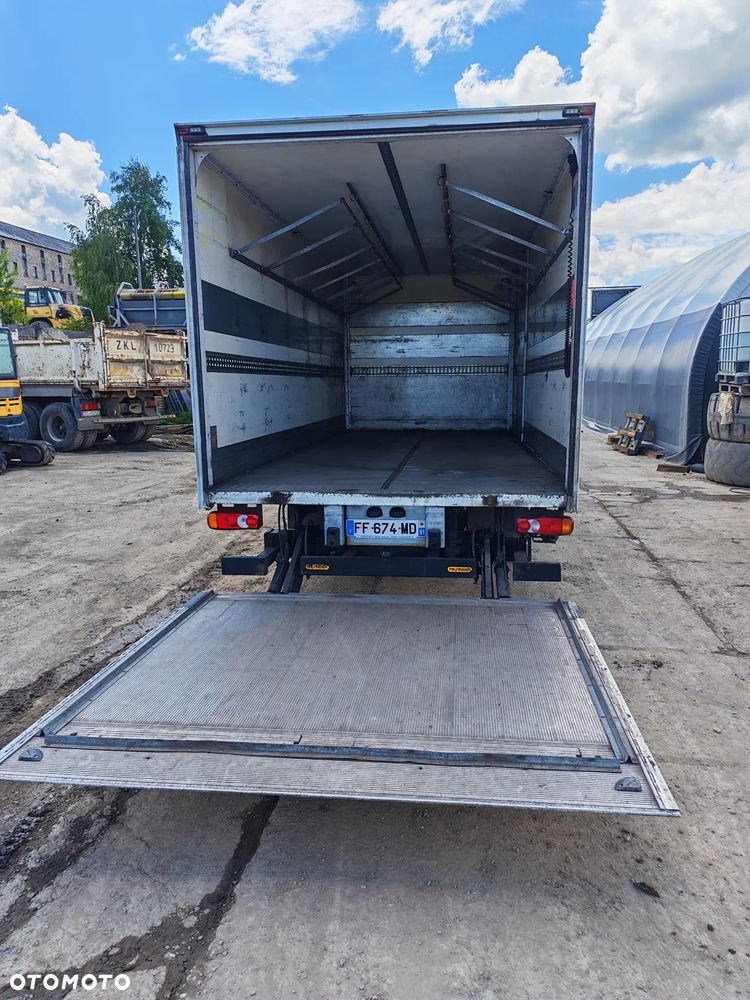 Mitsubishi Fuso - 31