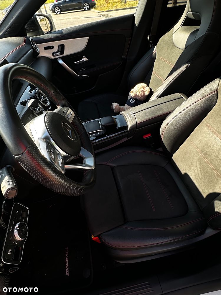 Mercedes-Benz CLA 220 4-Matic AMG Line 7G-DCT - 6