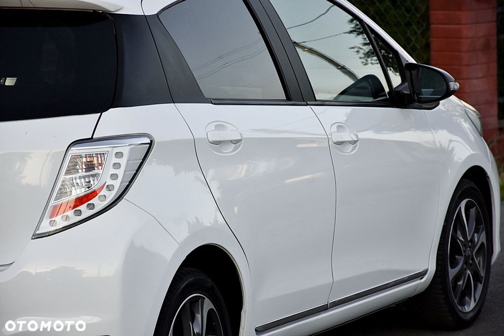 Toyota Yaris 1.33 VVT-i Edition - 11