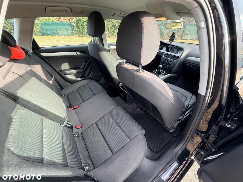 Audi A4 Avant - 23