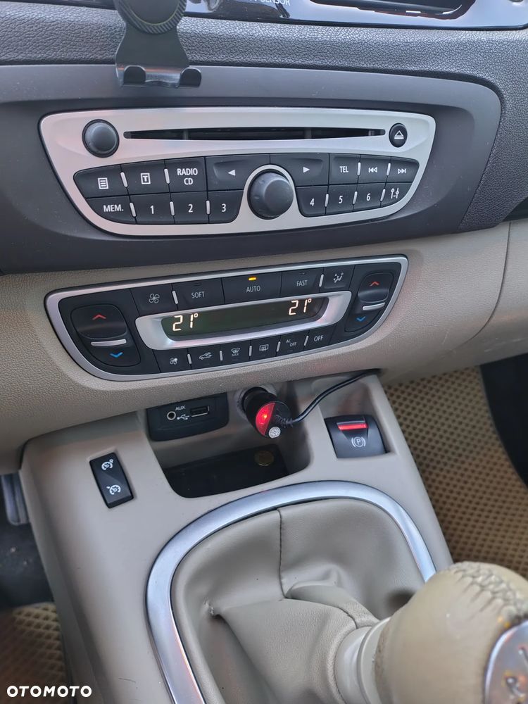 Renault Scenic dCi 130 FAP Bose Edition - 4