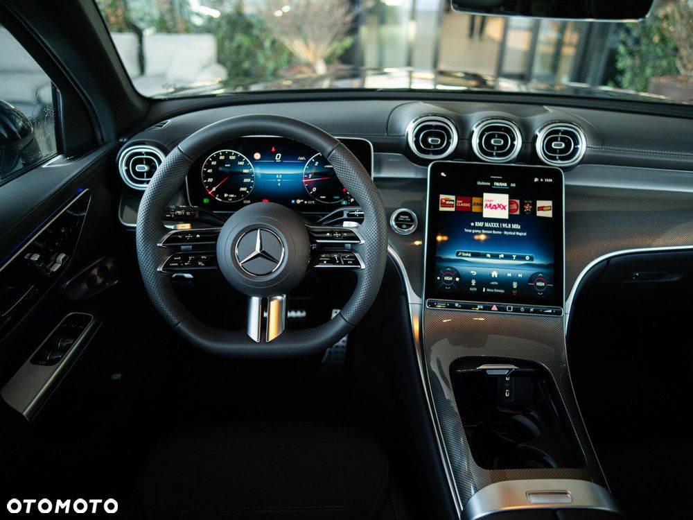 Mercedes-Benz GLC - 14