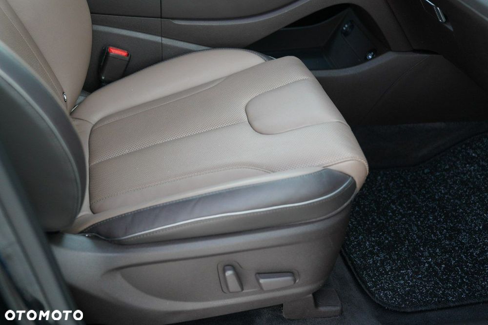 Hyundai Santa Fe - 23