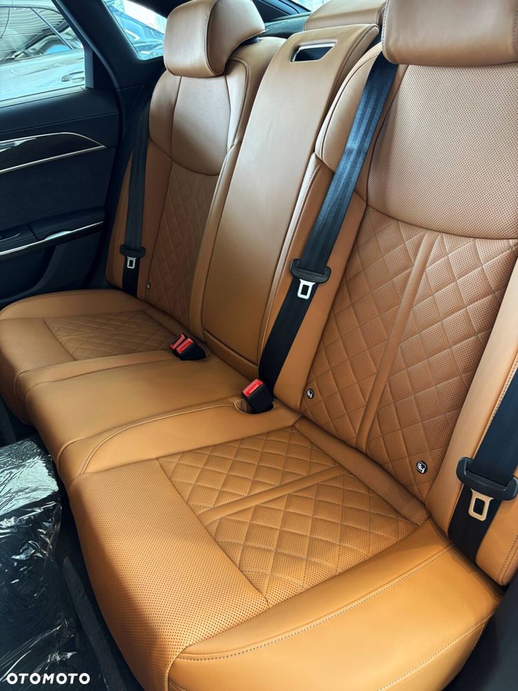 Audi A8 - 16