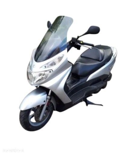 SUZUKI BURGMAN 125 150 reflektor lampa czasza owiewka wypełnienie licznik błotnik kierownica lusterko manetka felga tarcza zacisk pompa zawieszenie silnik moduł regulator zbiornik siedzenie set podnóżek stelaż stopka chłodnica tłumik - 1