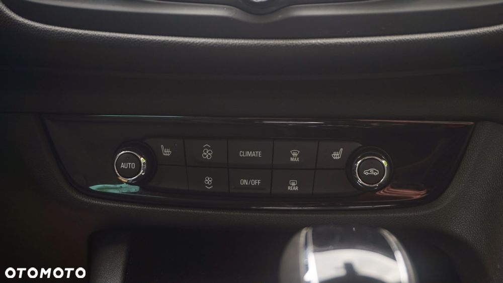 Opel Insignia 2.0 CDTI Innovation S&S - 13