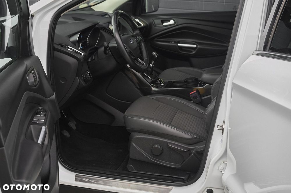 Ford Kuga 2.0 TDCi FWD Edition - 14