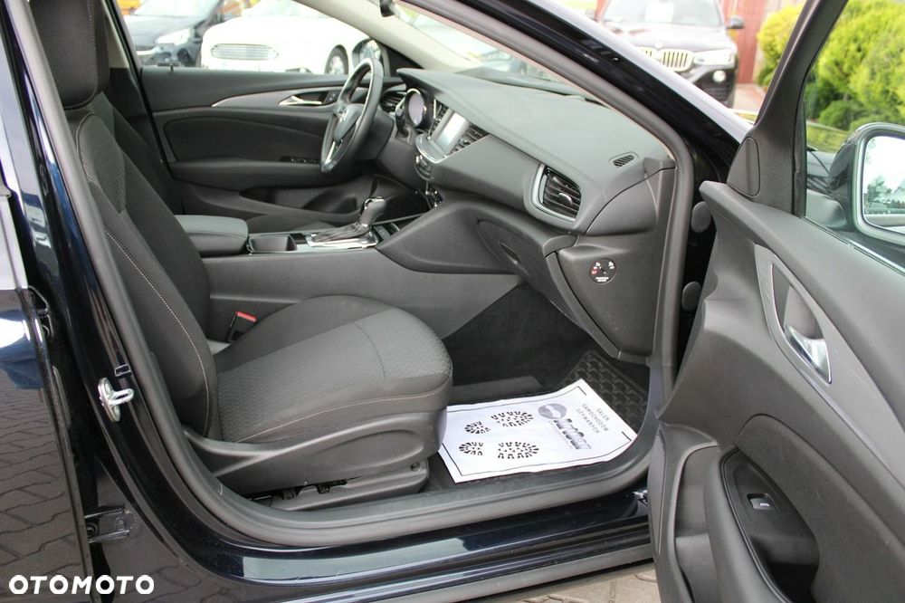 Opel Insignia 1.5 T Elite S&S - 26