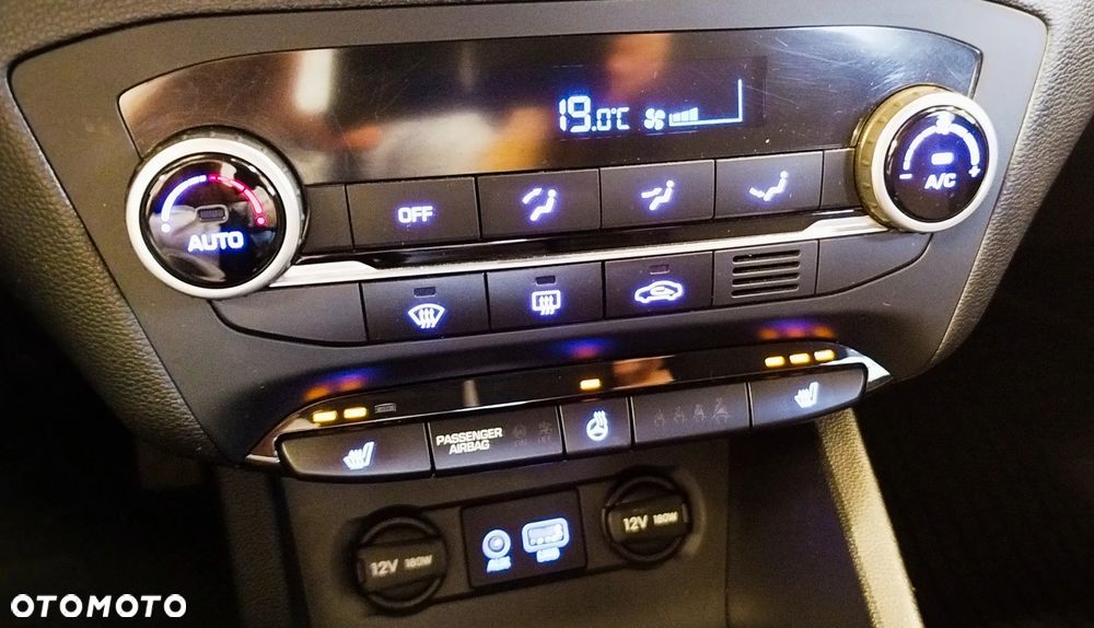 Hyundai i20 1.4 Premium - 16