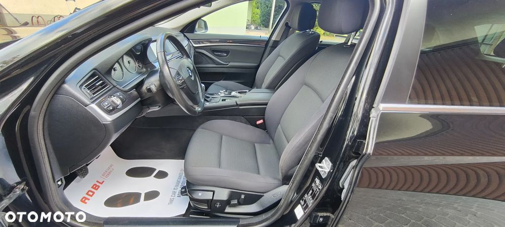 BMW Seria 5 520d - 6